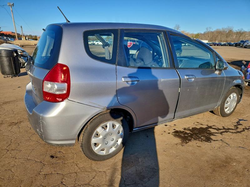 Photo 3 from auction – 2008 HONDA FIT with VIN JHMGD38438S002755