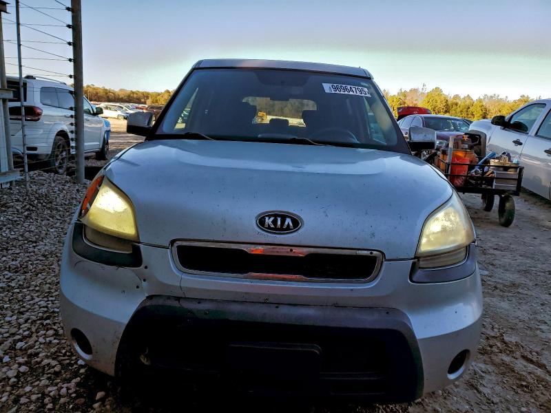Photo 5 from auction – 2010 KIA SOUL + with VIN KNDJT2A25A7068231