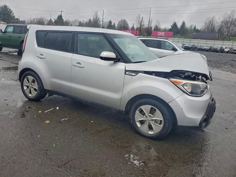 Photo 4 from auction – 2015 KIA SOUL with VIN KNDJN2A28F7749212