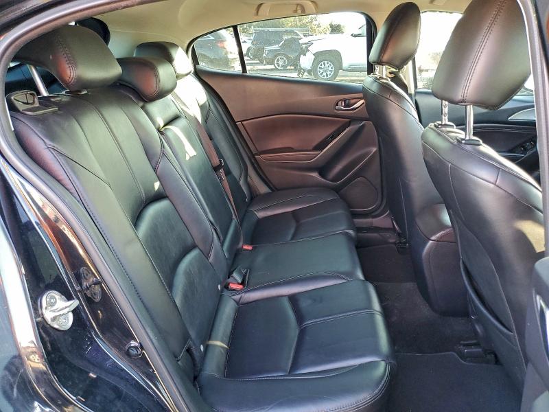 Photo 10 from auction – 2018 MAZDA 3 TOURING with VIN 3MZBN1L35JM231218