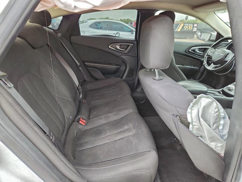 Photo 10 from auction – 2015 CHRYSLER 200 LIMITE with VIN 1C3CCCAB8FN594276