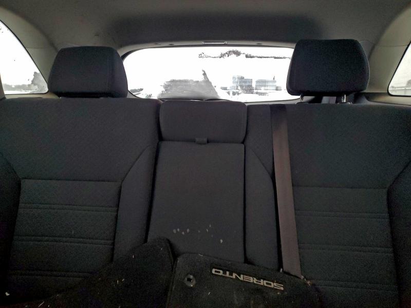 Photo 10 from auction – 2017 KIA SORENTO LX with VIN 5XYPGDA5XHG248015