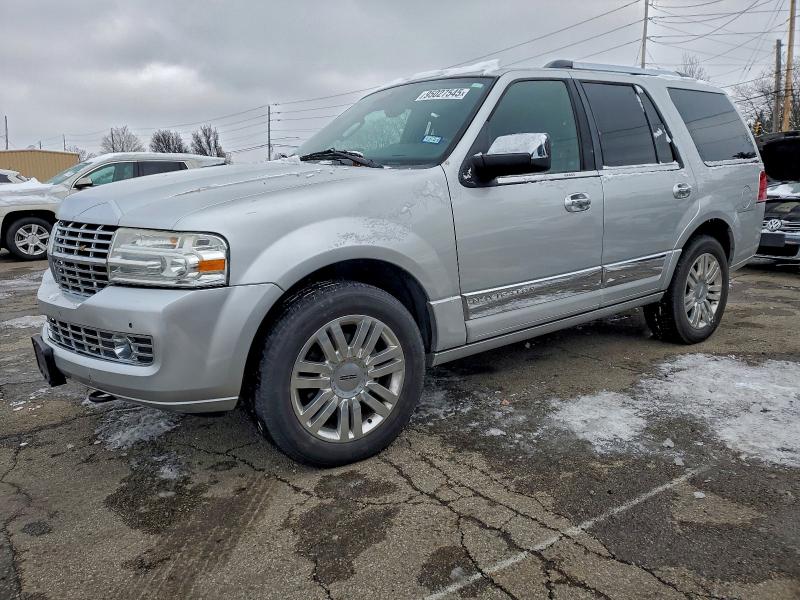 Photo 1 from auction – 2014 LINCOLN NAVIGATOR with VIN 5LMJJ2H53EEL04696