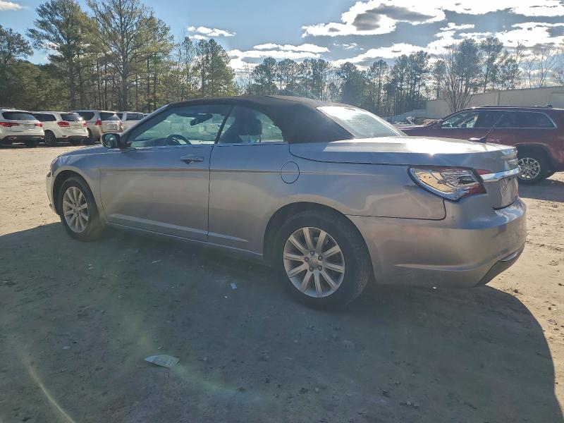 Photo 2 from auction – 2013 CHRYSLER 200 with VIN 1C3BCBEB5DN511772