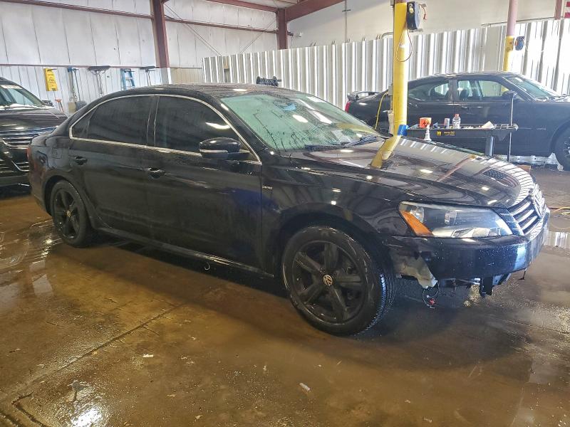 Photo 4 from auction – 2015 VOLKSWAGEN PASSAT S with VIN 1VWAT7A37FC096372