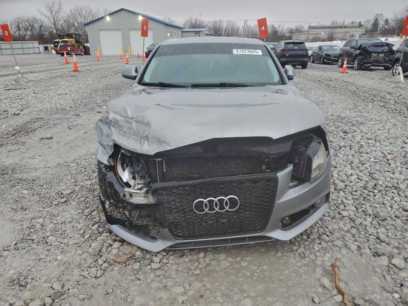 Photo 5 from auction – 2009 AUDI A4 2.0T with VIN WAULF78K79N035108