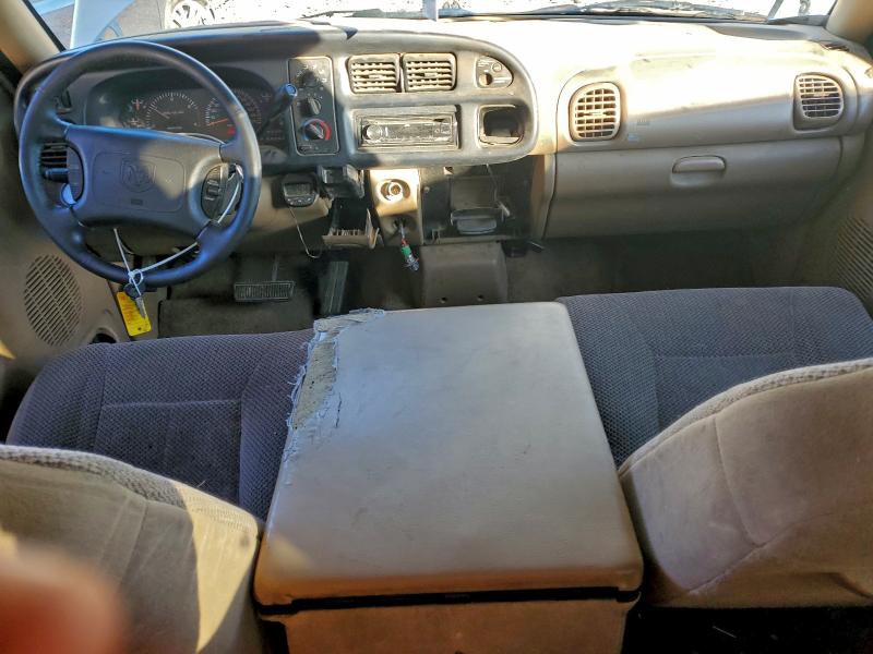 Photo 8 from auction – 2000 DODGE RAM 2500 with VIN 1B7KC2360YJ134850