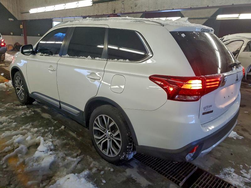 Photo 2 from auction – 2017 MITSUBISHI OUTLANDER with VIN JA4AZ3A31HZ008274