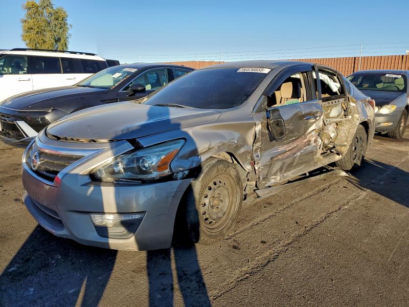 NISS ALTIMA 2015 with VIN 1N4AL3AP5FC433495 - Photo from auction
