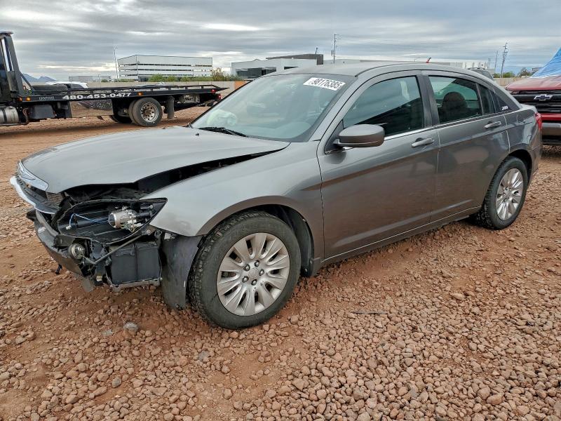CHRYSLER 200 LX 2013 con VIN 1C3CCBAG0DN767727 - Foto de la subasta