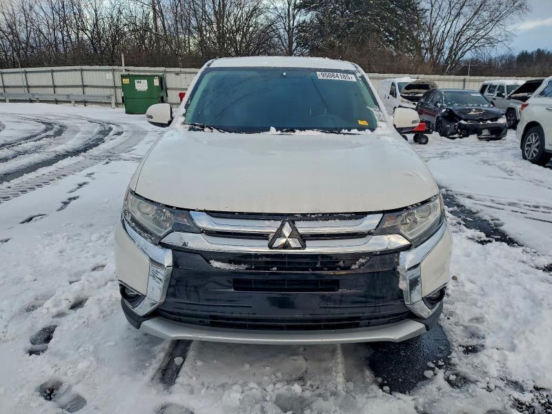 Photo 5 from auction – 2016 MITSUBISHI OUTLANDER with VIN JA4AZ3A33GZ035295