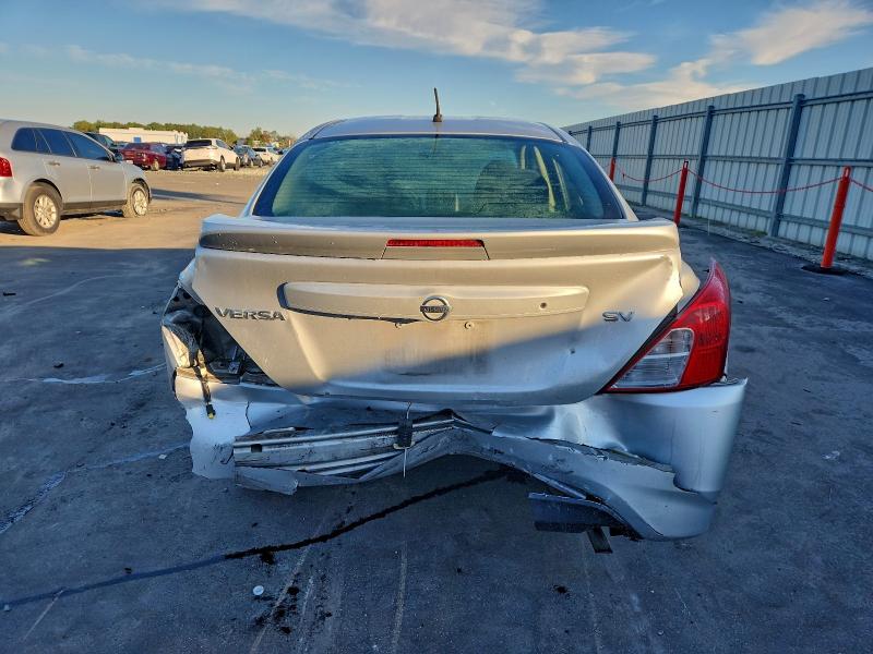 Photo 6 from auction – 2018 NISSAN VERSA S with VIN 3N1CN7AP2JL807002