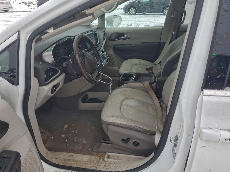 Photo 7 from auction – 2017 CHRYSLER PACIFICA T with VIN 2C4RC1BG8HR691939