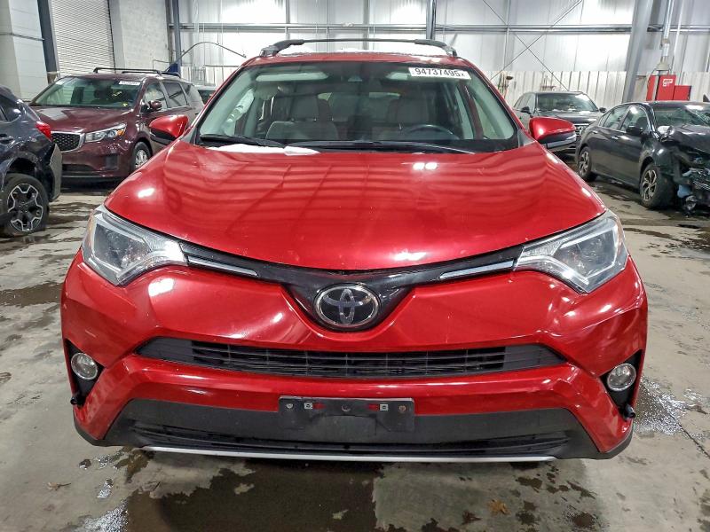 Photo 5 from auction – 2017 TOYOTA RAV4 XLE with VIN 2T3RFREVXHW573638