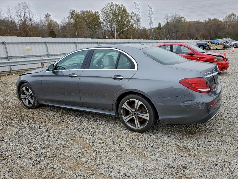 Photo 2 from auction – 2018 MERCEDES-BENZ E with VIN WDDZF4JB8JA444760