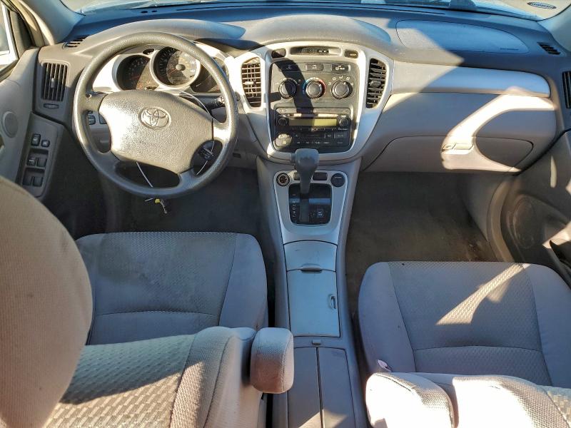 Photo 8 from auction – 2005 TOYOTA HIGHLANDER with VIN JTEDD21A450107144