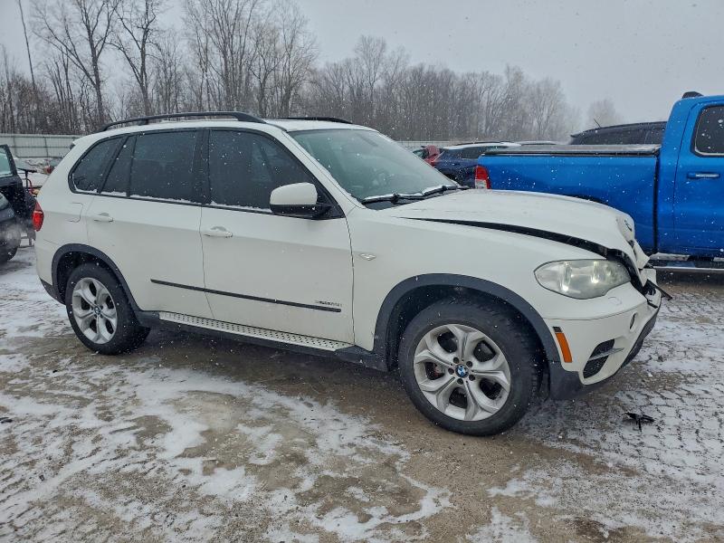 Photo 4 from auction – 2012 BMW X5 XDRIVE3 with VIN 5UXZV4C52CL745874