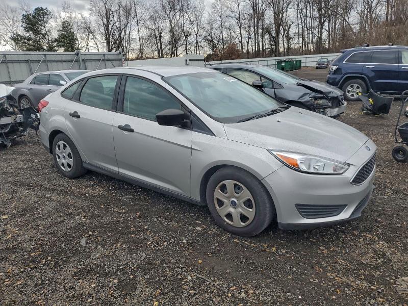 Photo 4 from auction – 2018 FORD FOCUS S with VIN 1FADP3E21JL275746