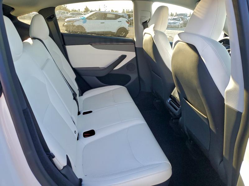 Photo 10 from auction – 2026 TESLA MODEL Y with VIN 7SAYGDED5TF520012