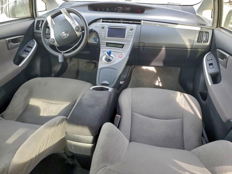 Photo 8 from auction – 2014 TOYOTA PRIUS PLUG with VIN JTDKN3DP6E3056789