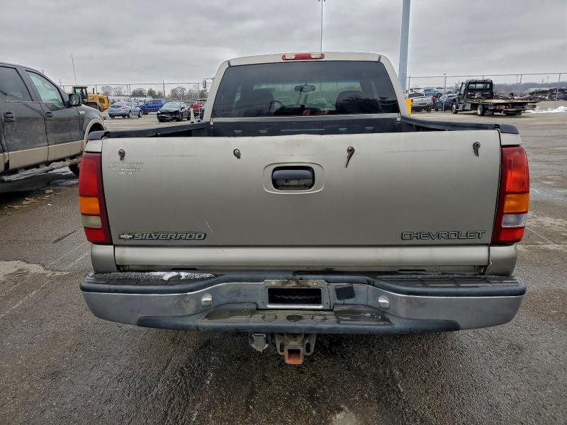 Photo 6 from auction – 2001 CHEVROLET SILVERADO with VIN 2GCEC19T011197922