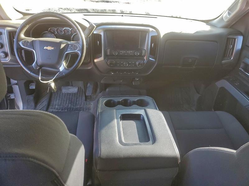 Photo 8 from auction – 2018 CHEVROLET SILVERADO with VIN 3GCUKREC2JG220112