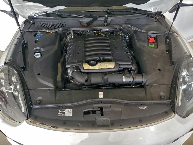 Photo 12 from auction – 2016 PORSCHE CAYENNE with VIN WP1AA2A2XGLA00852
