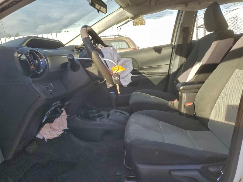 Photo 7 from auction – 2015 TOYOTA PRIUS C with VIN JTDKDTB33F1580787