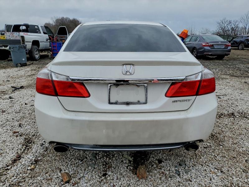 Photo 6 from auction – 2015 HONDA ACCORD SPO with VIN 1HGCR2F52FA127953
