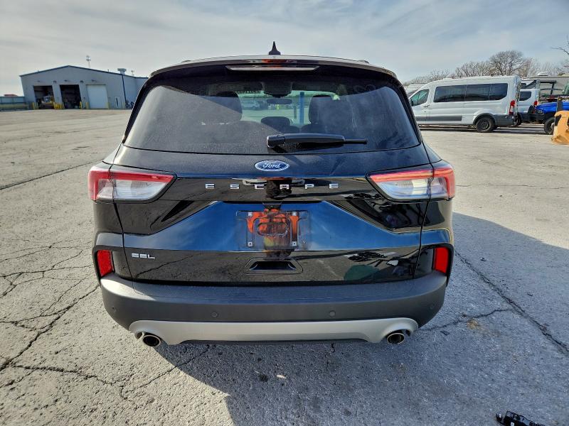 Photo 6 from auction – 2020 FORD ESCAPE SEL with VIN 1FMCU0H61LUC52049