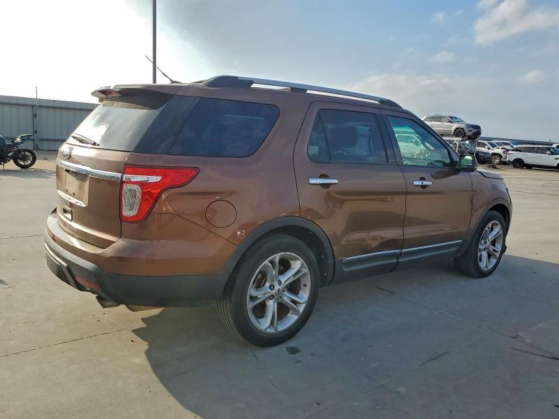 Photo 3 from auction – 2011 FORD EXPLORER L with VIN 1FMHK7F87BGA76467
