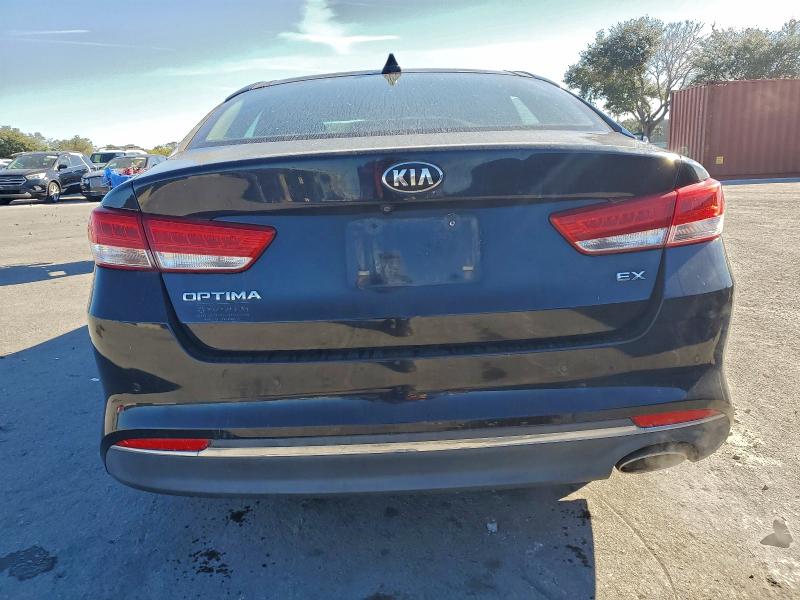 Photo 6 from auction – 2016 KIA OPTIMA EX with VIN 5XXGU4L38GG053960