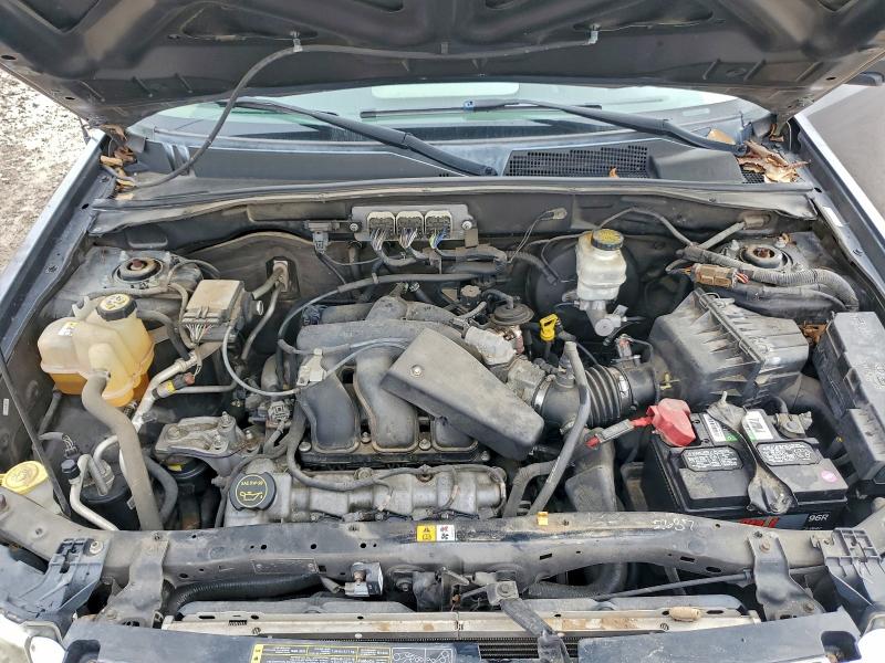Photo 12 from auction – 2008 FORD ESCAPE with VIN 1FMCU031X8KB09843