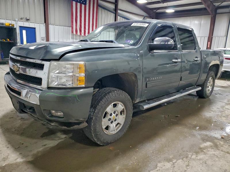 CHEVROLET SILVERADO 2011 with VIN 3GCPKSE34BG252291 - Photo from auction