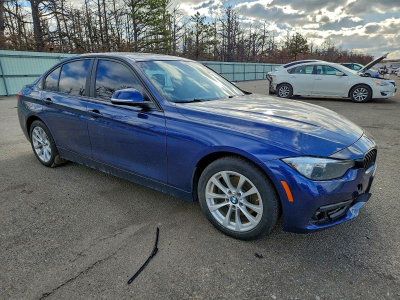 Photo 4 from auction – 2016 BMW 320 XI with VIN WBA8E5G50GNT94967