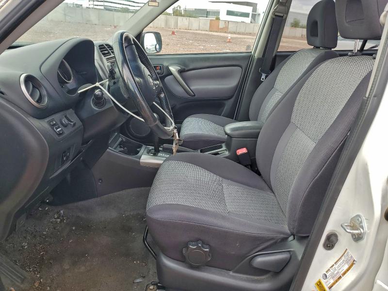 Photo 7 from auction – 2005 TOYOTA RAV4 with VIN JTEGD20V450052860