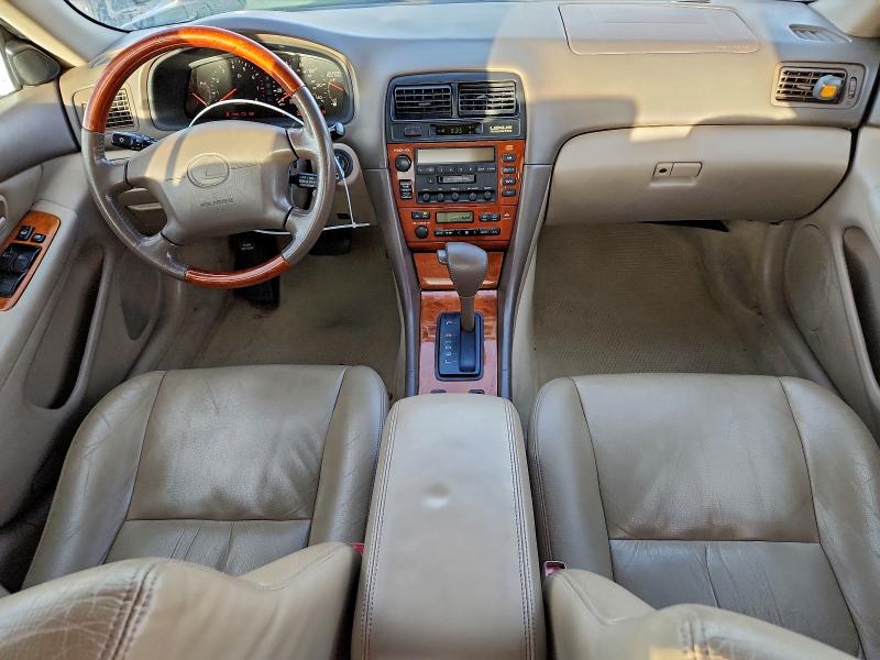 Photo 8 from auction – 2000 LEXUS ES 300 with VIN JT8BF28G7Y0283530