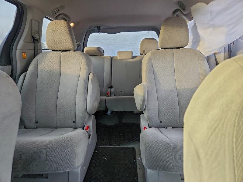 Photo 10 from auction – 2012 TOYOTA SIENNA with VIN 5TDZK3DCXCS257577