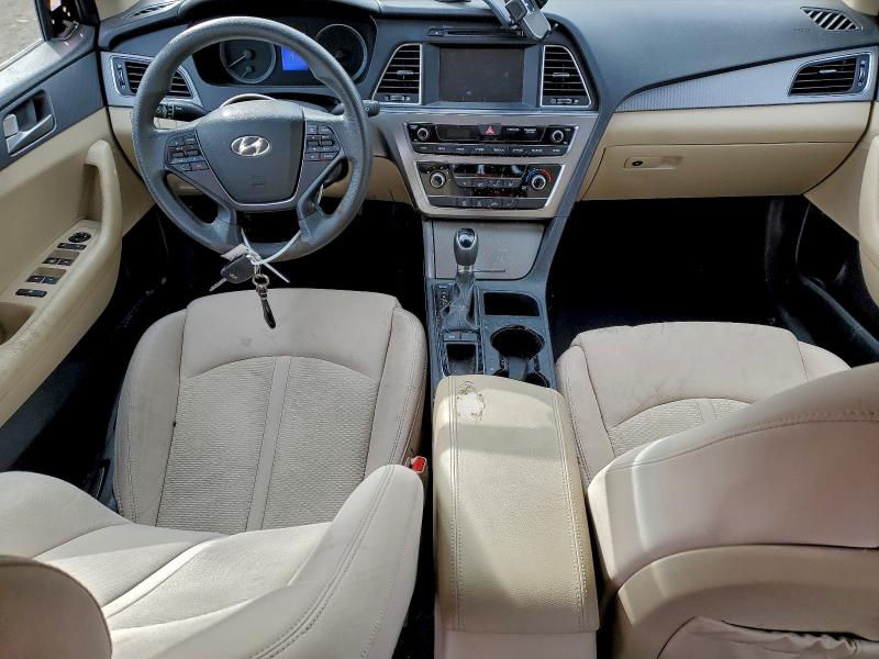 Photo 8 from auction – 2017 HYUNDAI SONATA SE with VIN 5NPE24AF0HH551473
