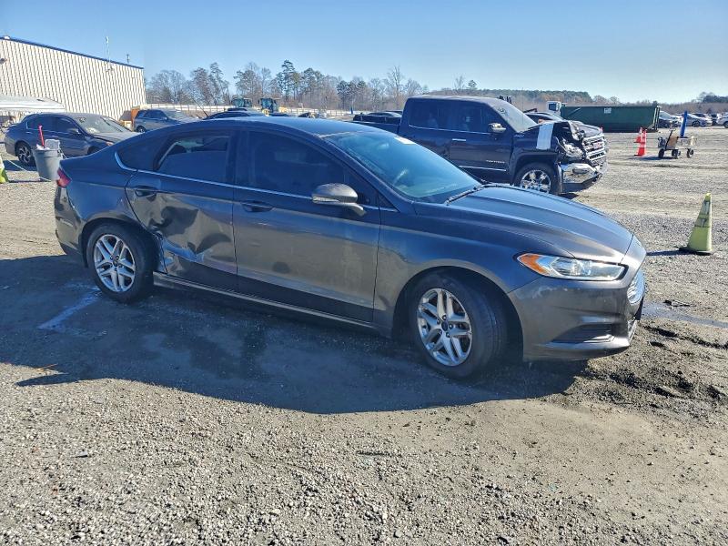 Photo 4 from auction – 2016 FORD FUSION SE with VIN 3FA6P0H71GR271897