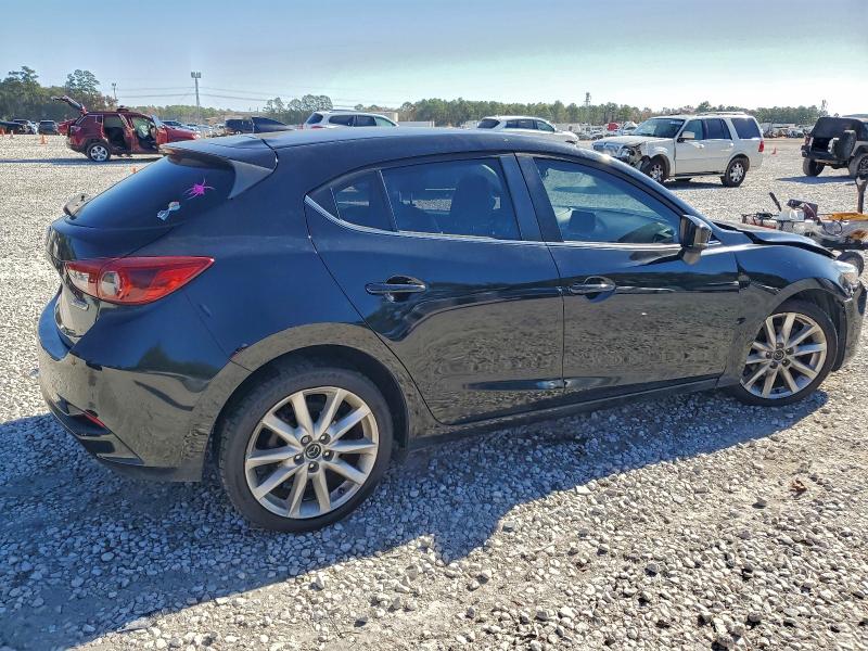 Photo 3 from auction – 2017 MAZDA 3 GRAND TO with VIN JM1BN1M34H1149943