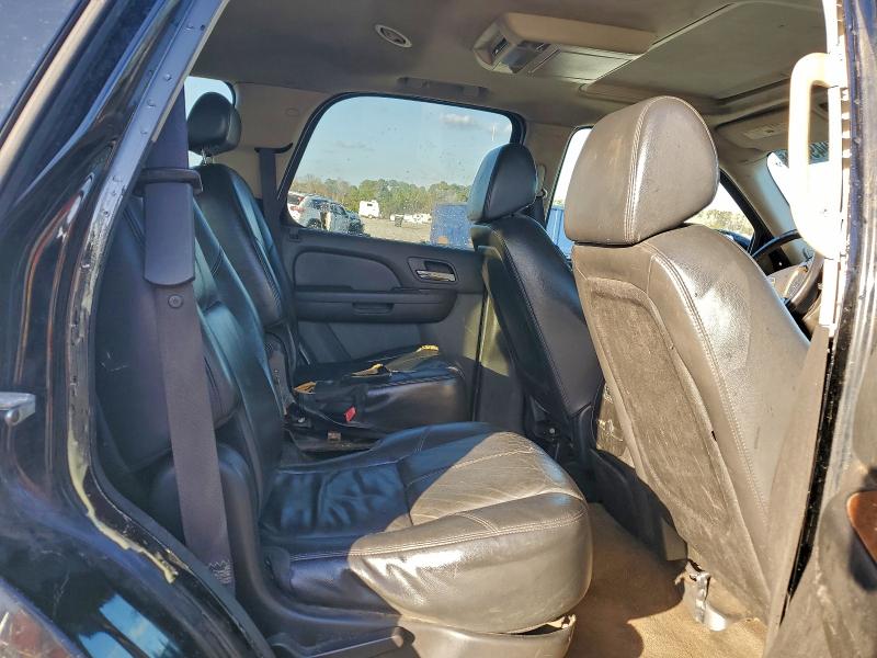 Photo 11 from auction – 2008 GMC YUKON with VIN 1GKFC13J28R114332