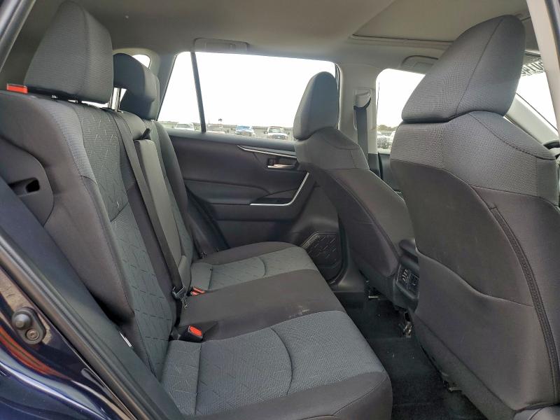 Photo 11 from auction – 2025 TOYOTA RAV4 XLE with VIN 2T3W1RFVXSW409720