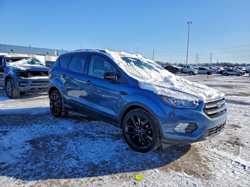 Photo 4 from auction – 2018 FORD ESCAPE SE with VIN 1FMCU0GD7JUC18615