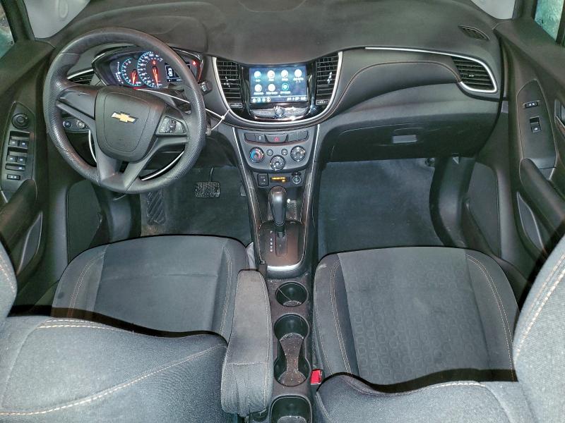 Photo 8 from auction – 2018 CHEVROLET TRAX LS with VIN 3GNCJKSBXJL168535