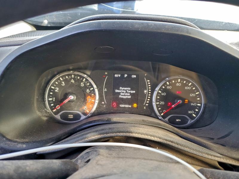 Photo 9 from auction – 2016 JEEP RENEGADE S with VIN ZACCJBAT1GPD39935