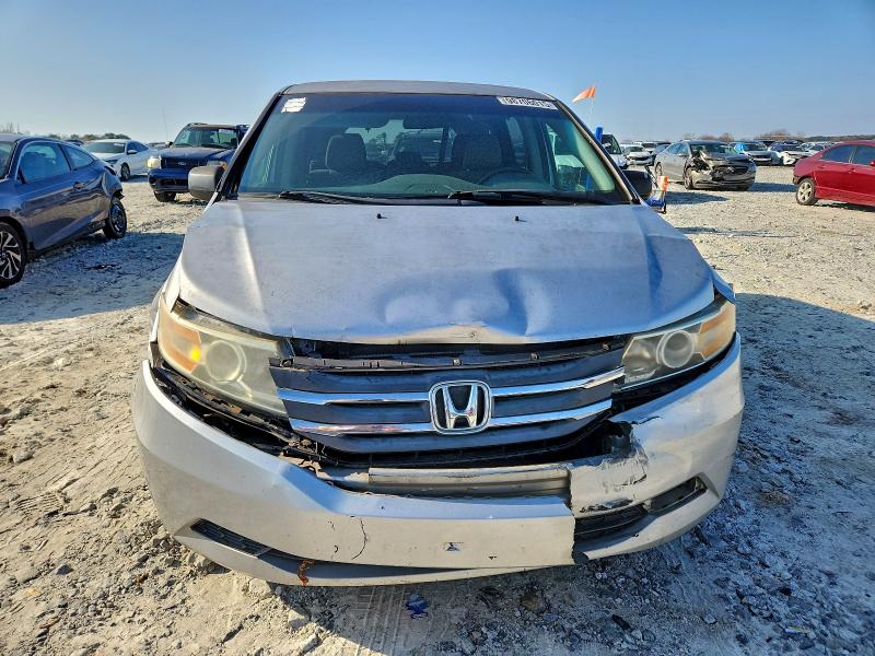 Photo 5 from auction – 2011 HONDA ODYSSEY EX with VIN 5FNRL5H40BB092329