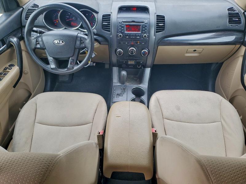 Photo 8 from auction – 2012 KIA SORENTO BA with VIN 5XYKT3A66CG210752