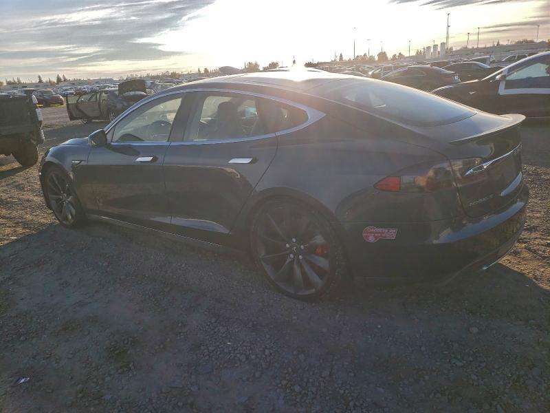 Photo 2 from auction – 2014 TESLA MODEL S with VIN 5YJSA1H28EFP62714
