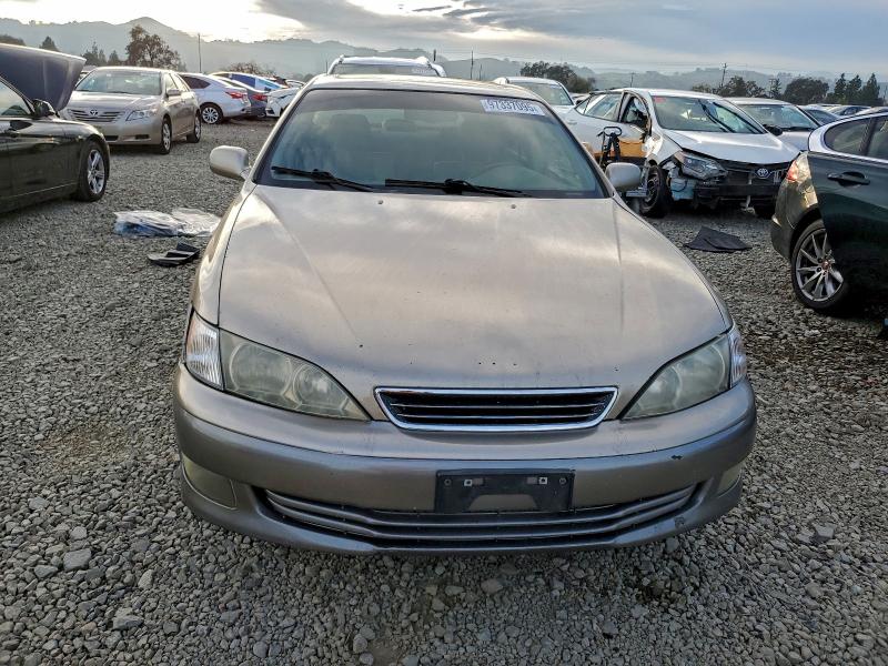 Photo 5 from auction – 2000 LEXUS ES 300 with VIN JT8BF28G0Y0277651